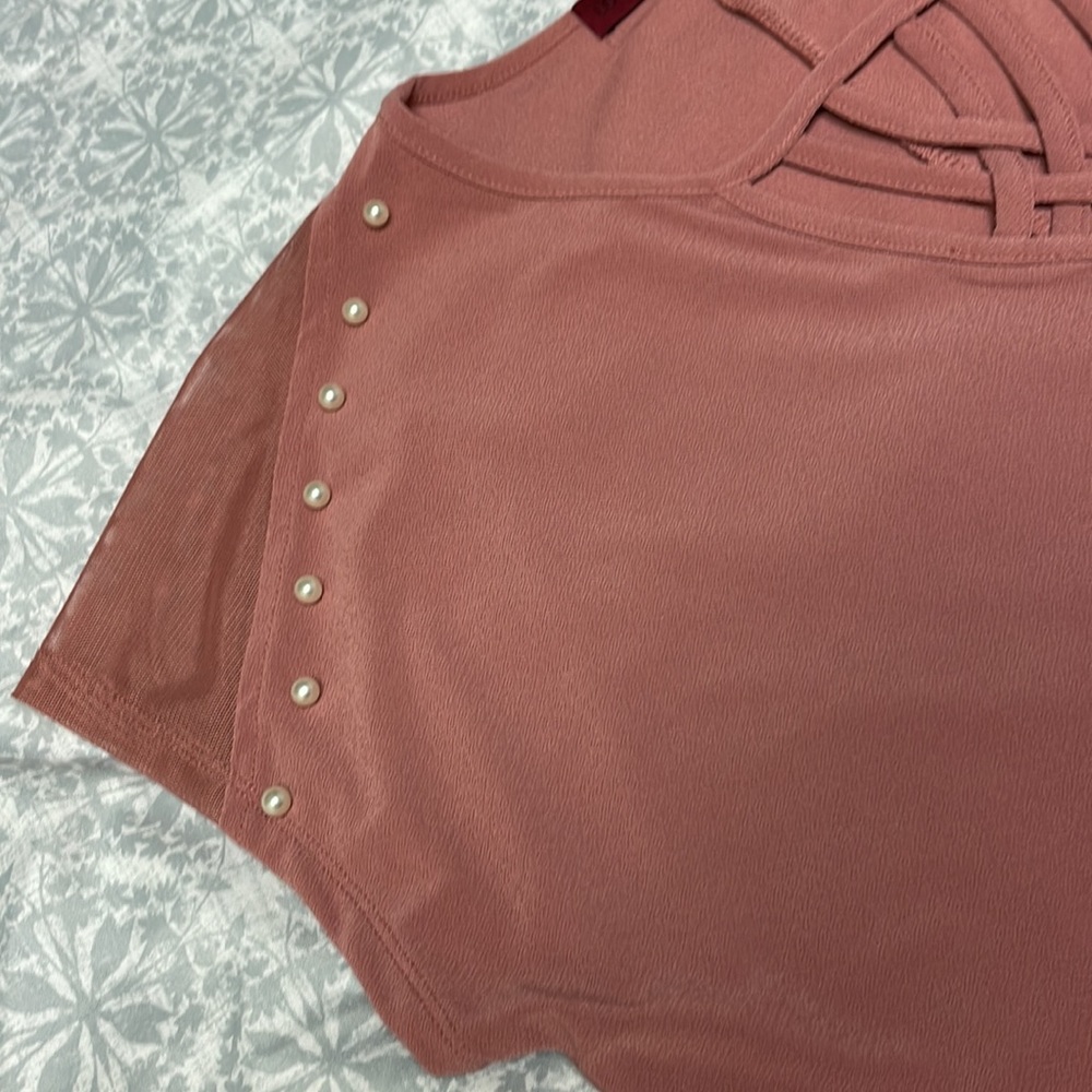 Pink blouse - Picture 5 of 7
